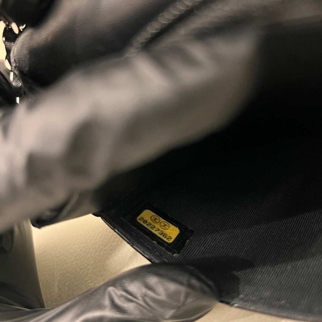 CHANEL Wallet On Chain/ Timeless- Classique