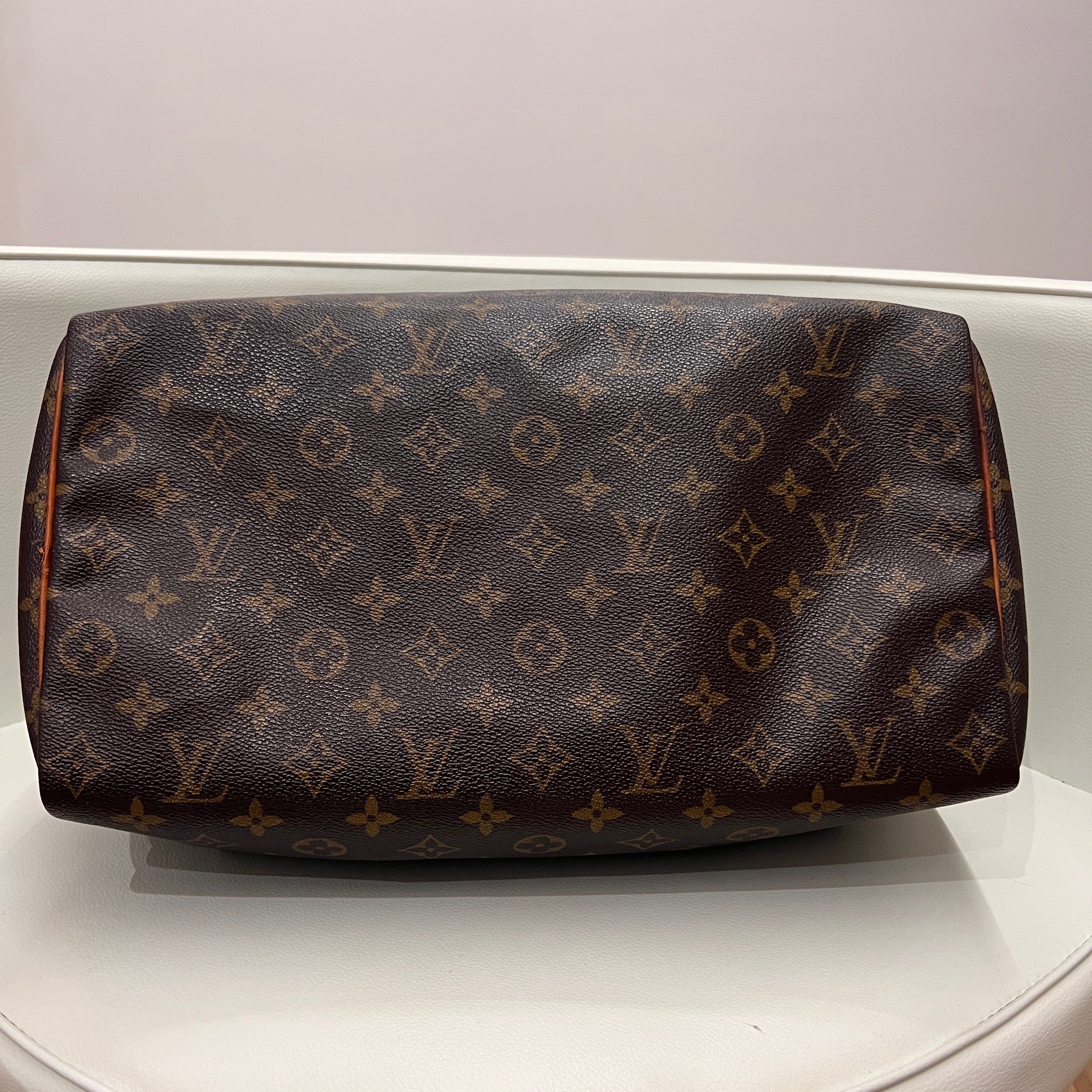 Louis Vuitton Speedy 35